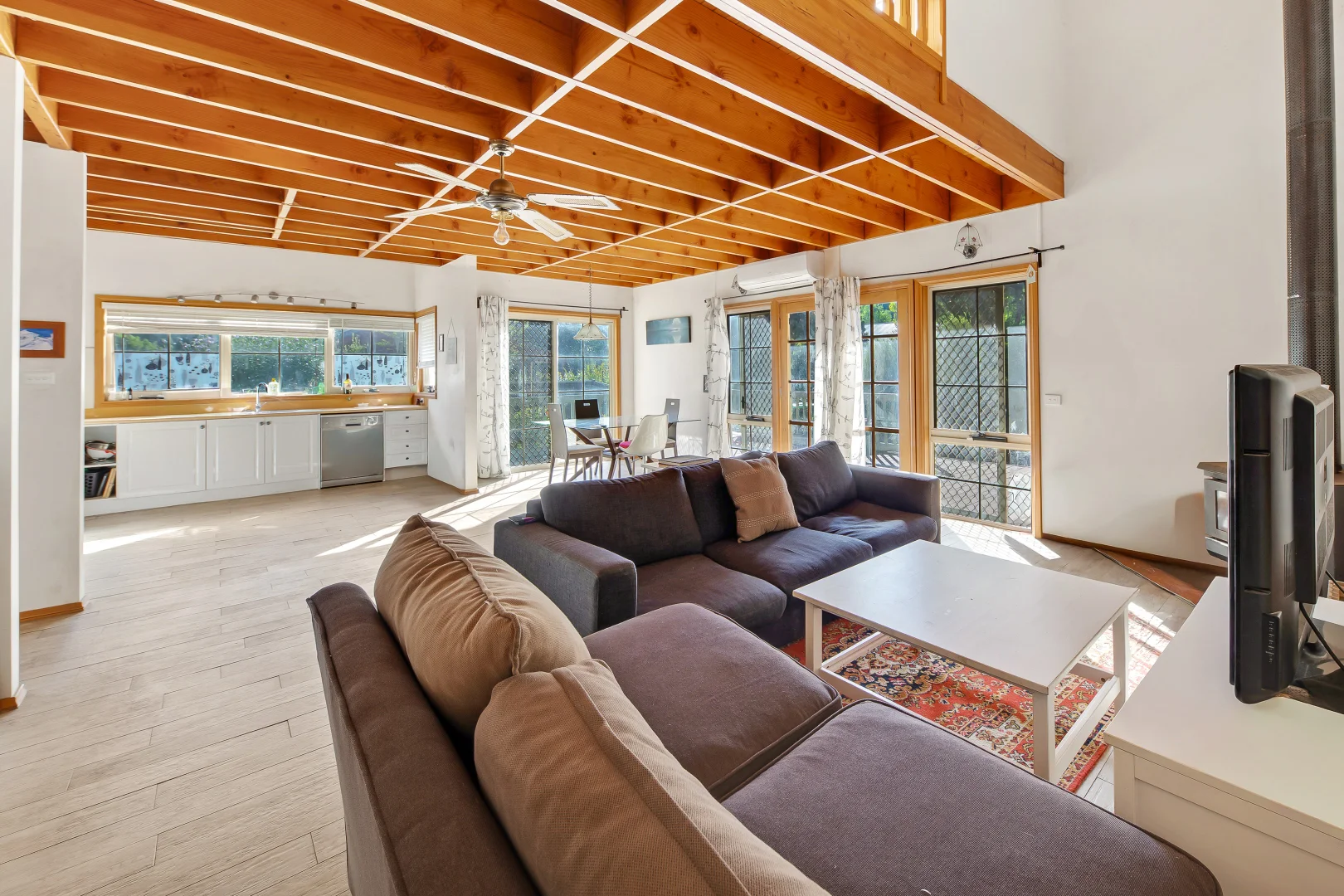 Additional image 4 of 1 Halinka Court, Bright VIC 3741