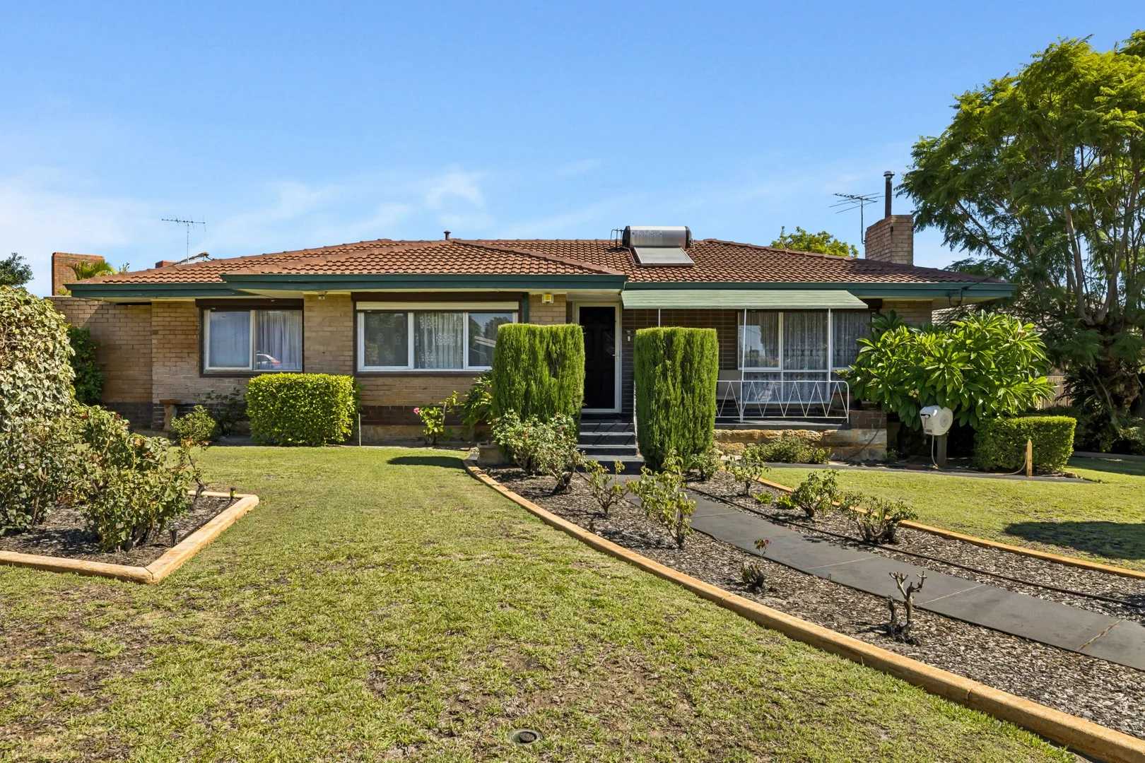 235 Anzac Terrace, Bayswater WA 6053