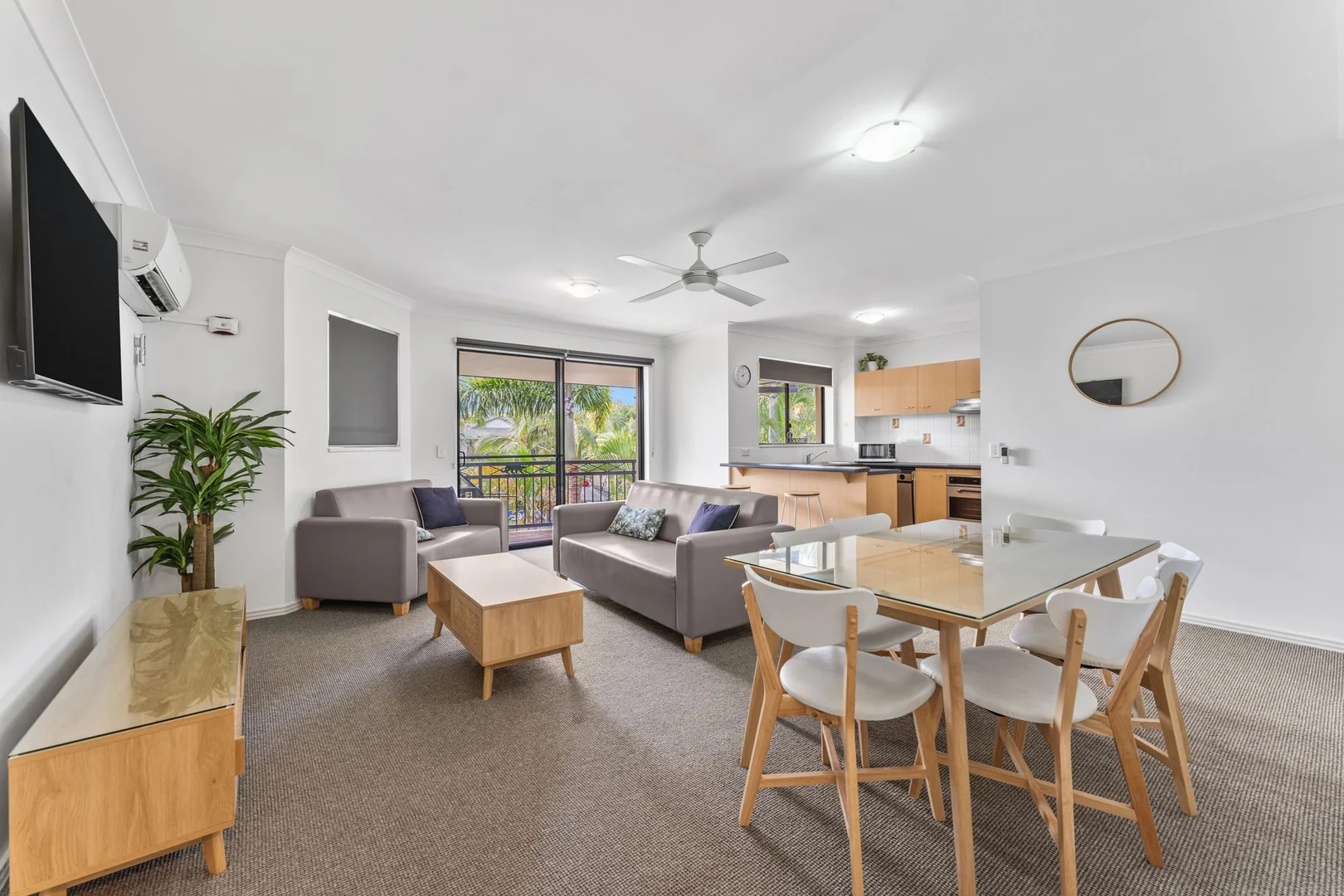 Additional image 2 of 307/2360 Gold Coast Highway, Mermaid Beach QLD 4218