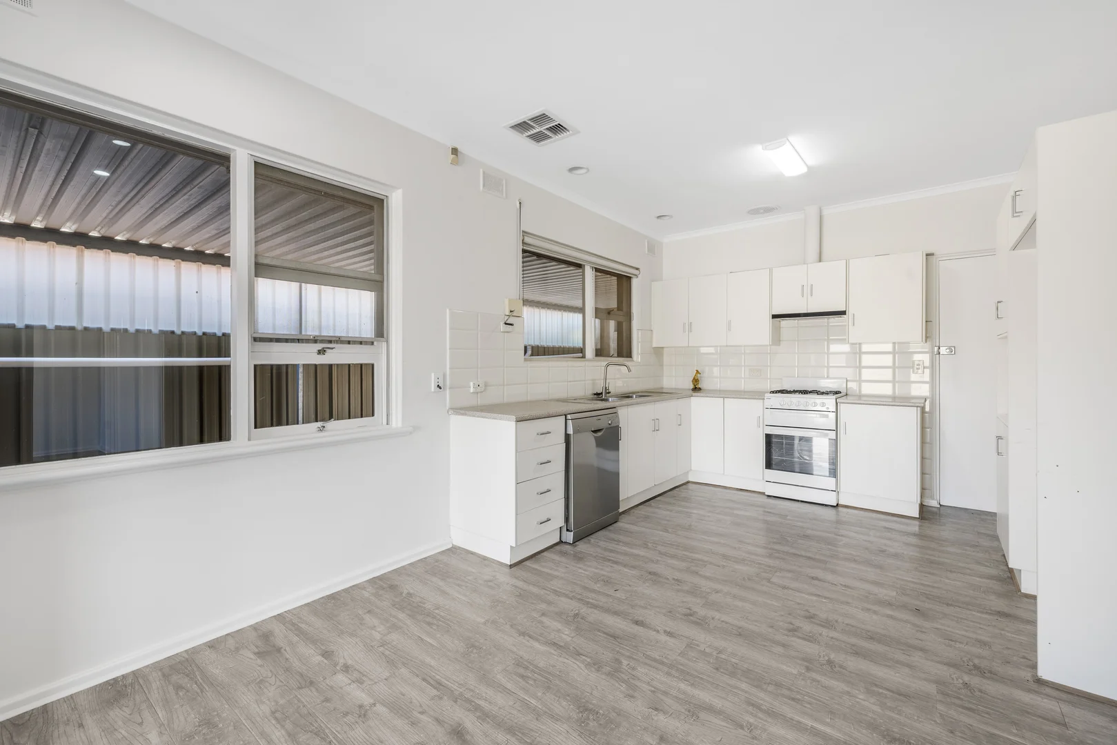 Additional image 4 of 41 Curbur Avenue, Pooraka SA 5095