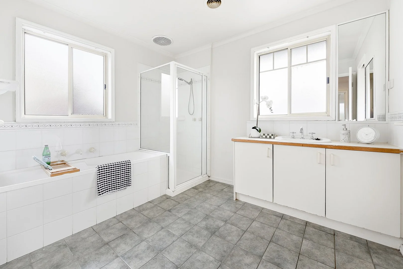 Additional image 6 of 16/8 Monteith Crescent, Endeavour Hills VIC 3802