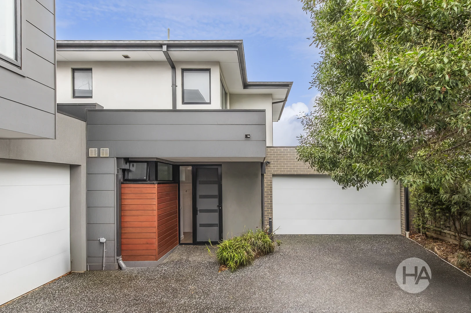 Additional image 3 of 4/3 Bayview Road, Mornington VIC 3931