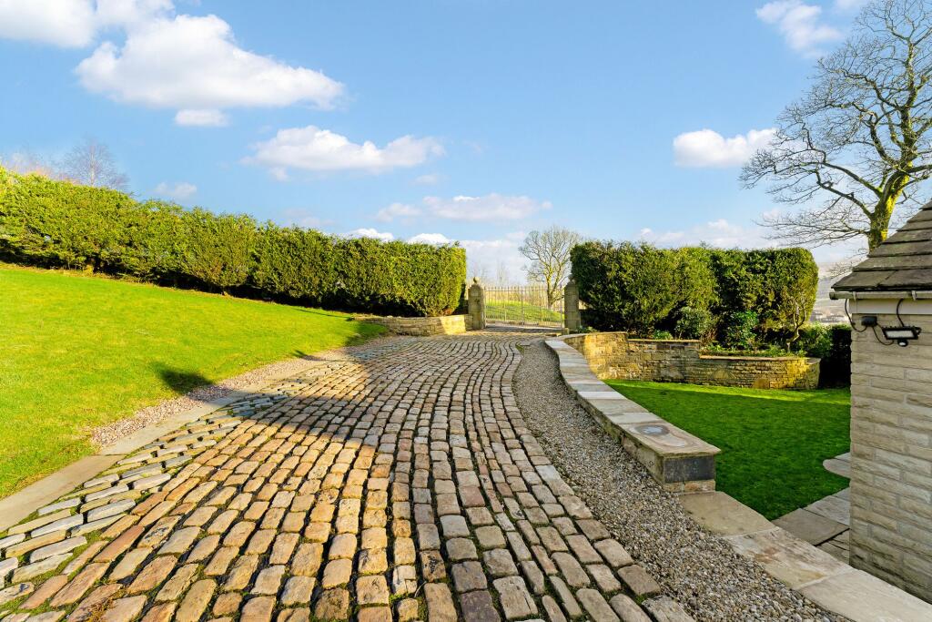 Additional image 44 of Hurst Lane, Rossendale, BB4 | 4/5 Bedroom Period Home With Stunning Views, Close to Rawtenstall
