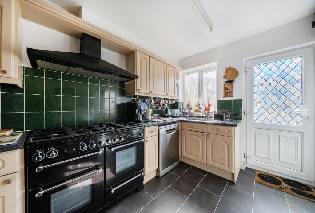 Additional image 5 of Hawthorn Road, Radstock, Somerset, BA3