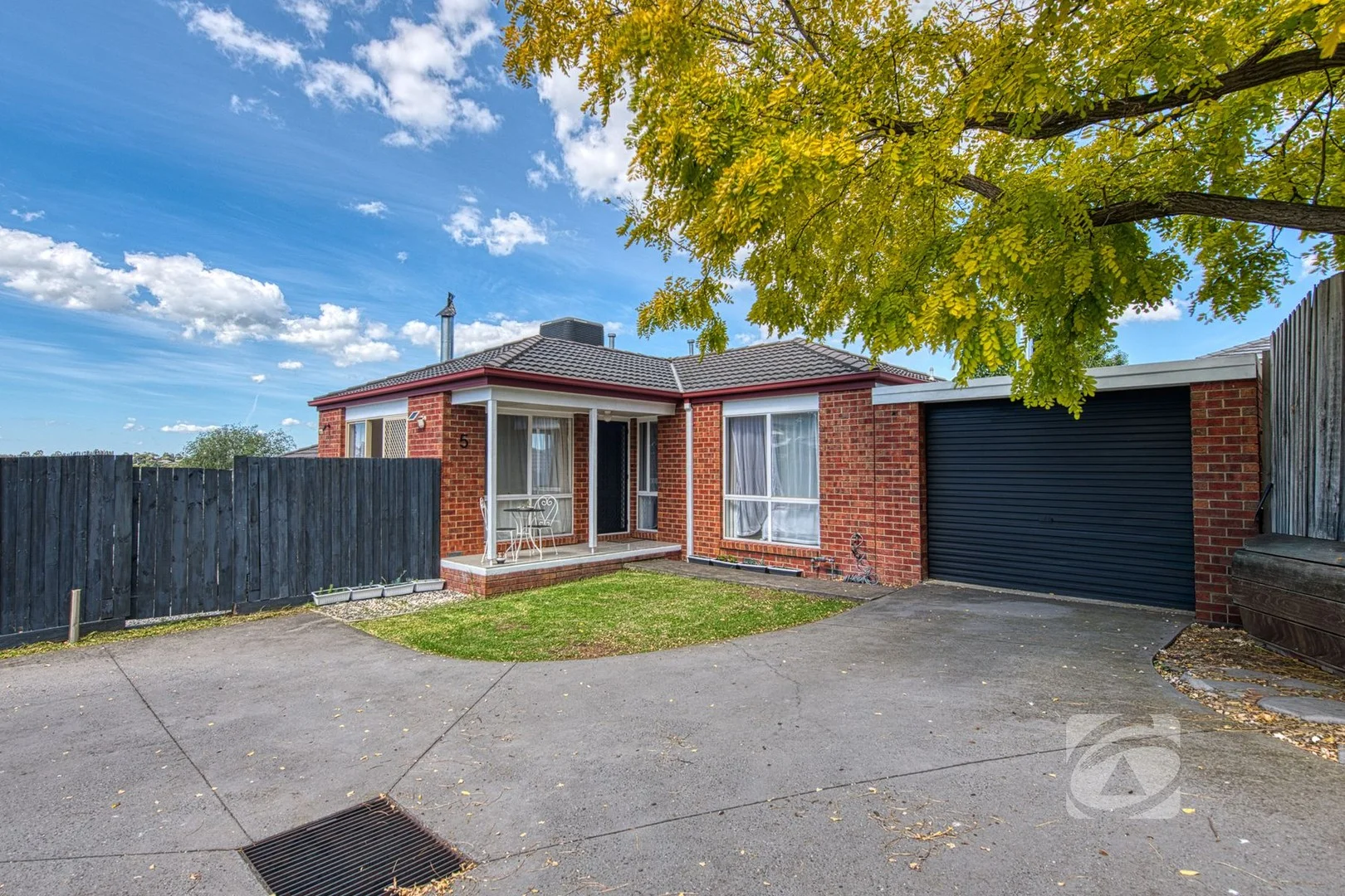 5/3 Hale Place, Pakenham VIC 3810