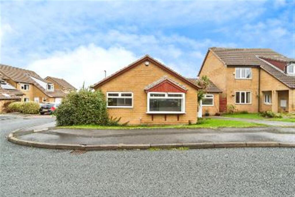 Carnoustie Grove, BINGLEY