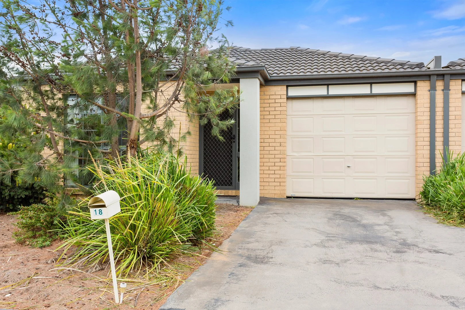 18/7 Syme Road, Pakenham VIC 3810