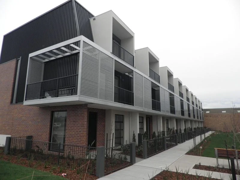2/20 Hewitt Avenue, Footscray VIC 3011