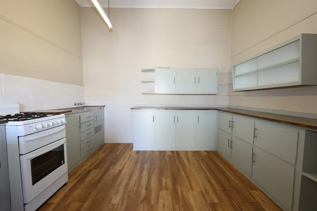 Additional image 14 of 402 Campbell Street, Depot Hill QLD 4700