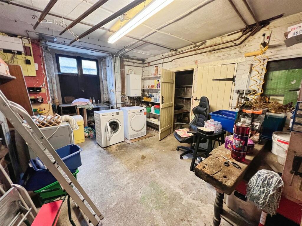 Additional image 14 of Gordon Terrace, Bradford, BD10 8LS