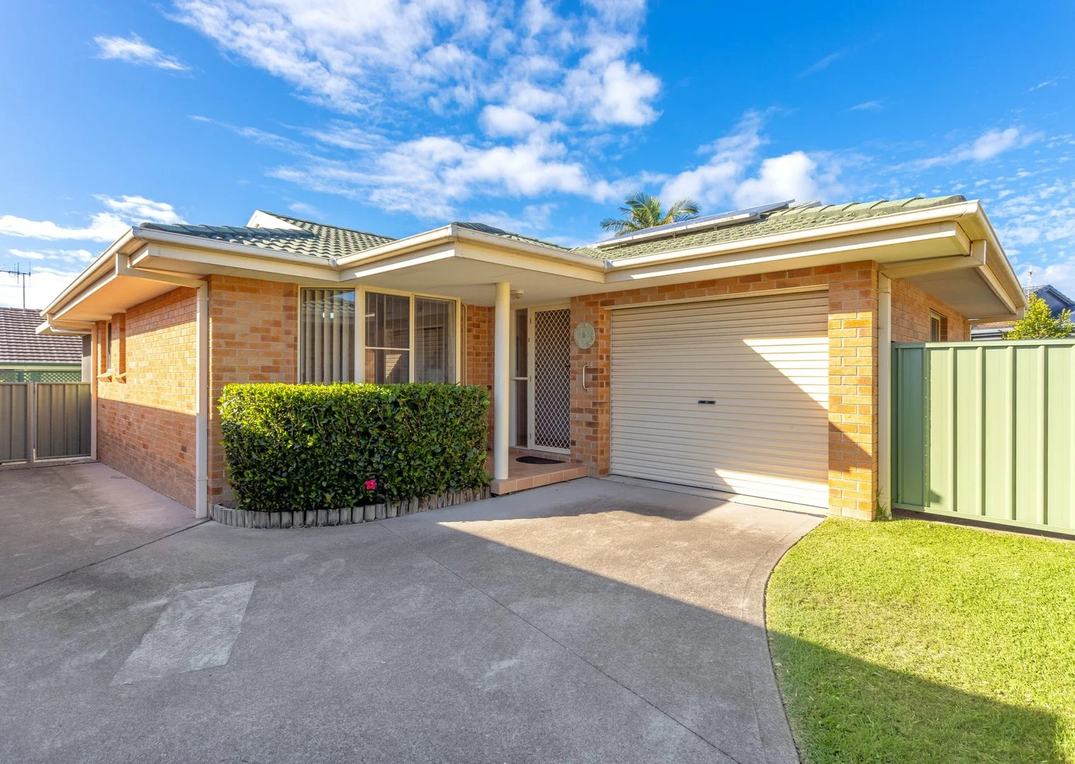 3/76 Old Bar Road, Old Bar NSW 2430