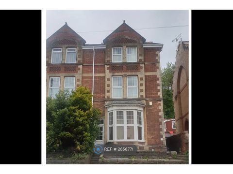 King Edward Road, Swansea SA1, Room to rent