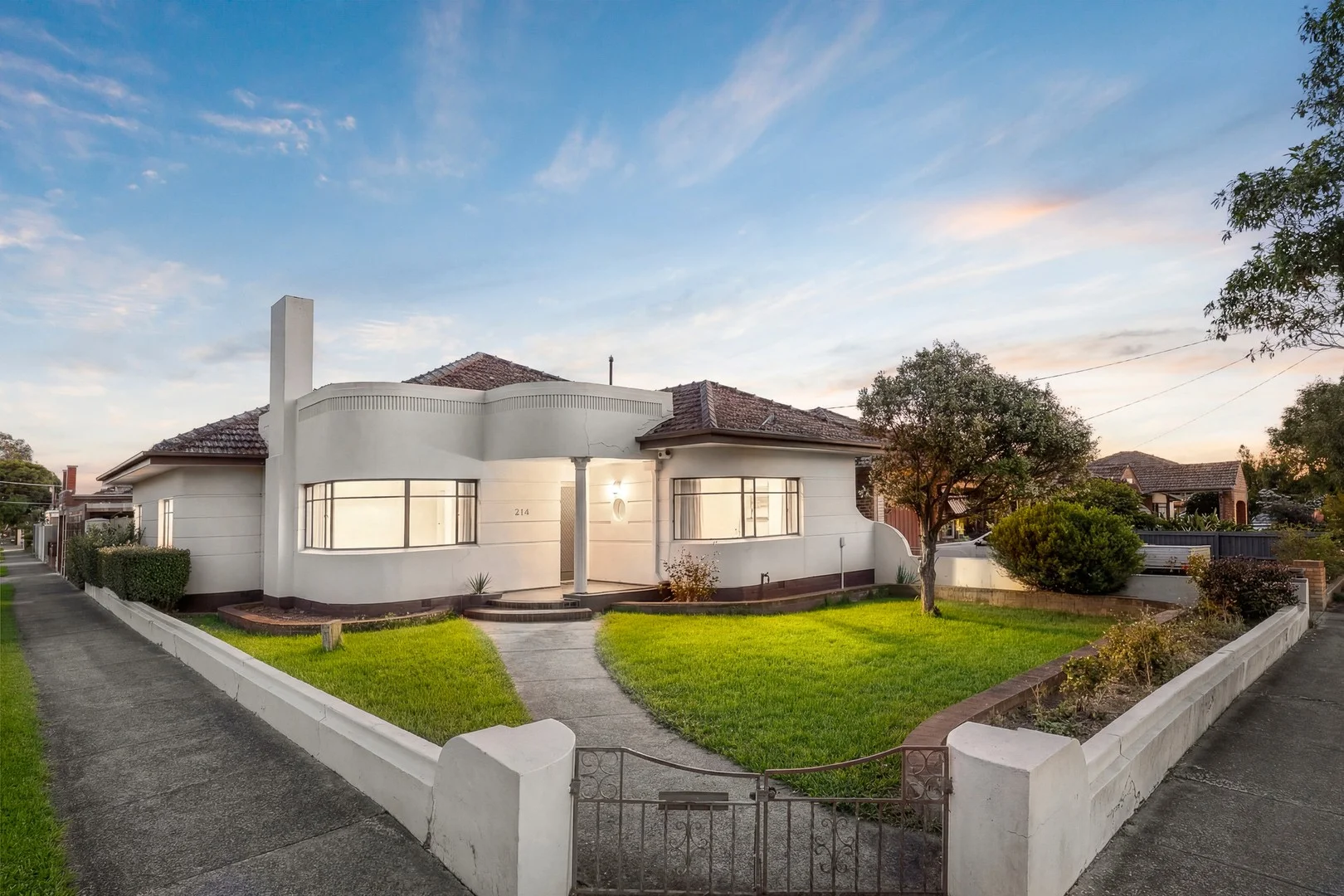 214 Melville Road, Pascoe Vale South VIC 3044