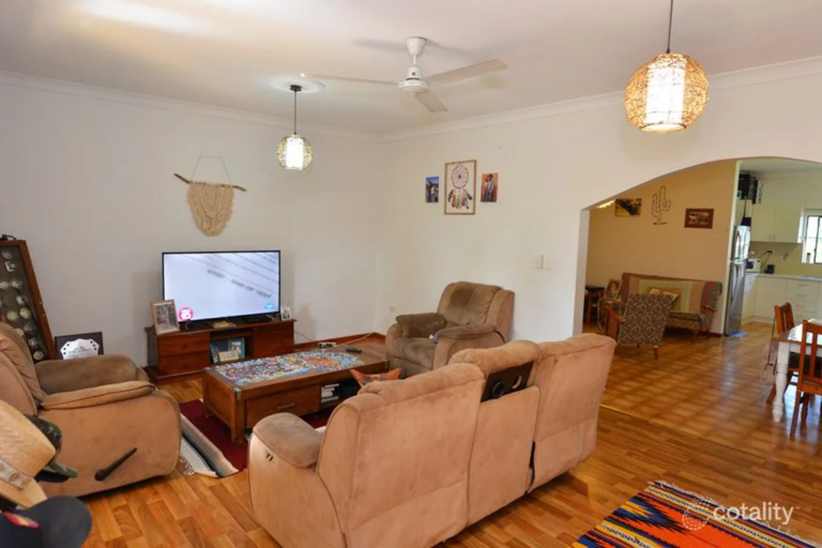 19 Anzac Avenue, Mareeba QLD 4880 photo 4