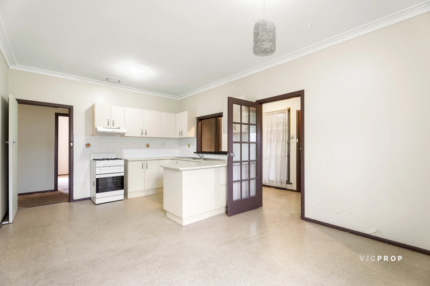 Additional image 5 of 2 James Street, St Albans VIC 3021