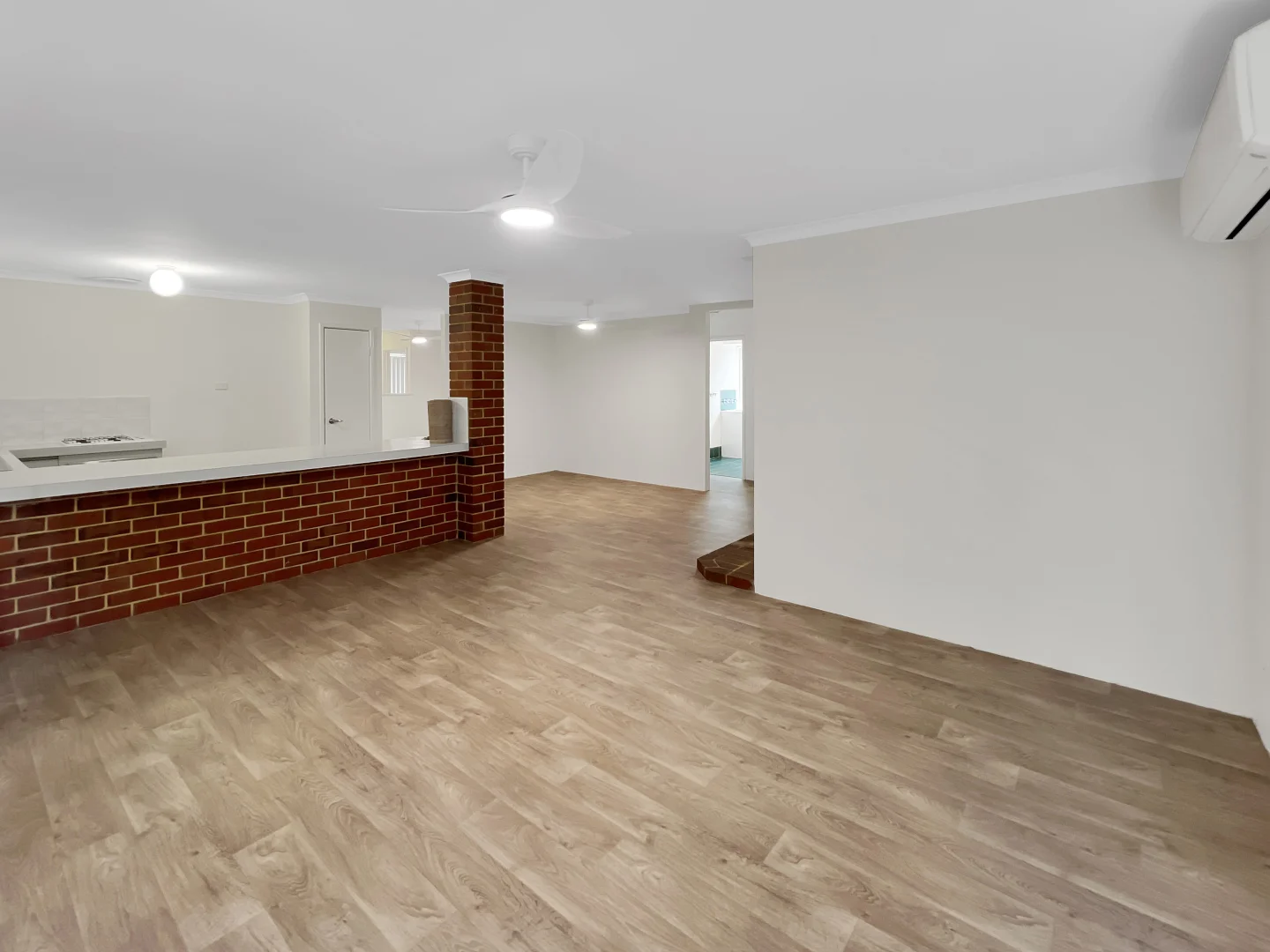 59 Parkland Dr, Warnbro WA 6169 photo 3