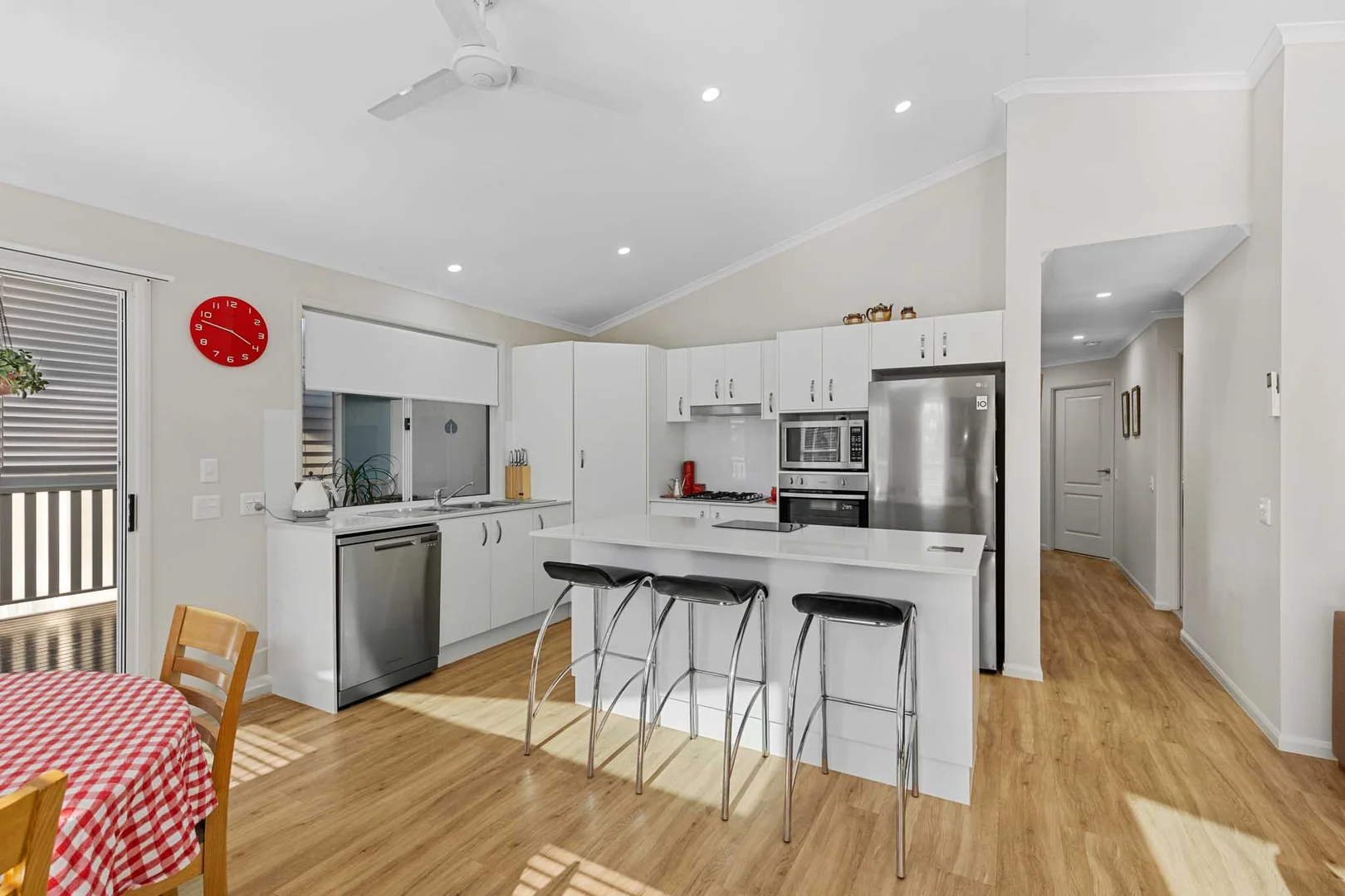 Additional image 7 of 19/1 Norman Street, Lake Conjola NSW 2539