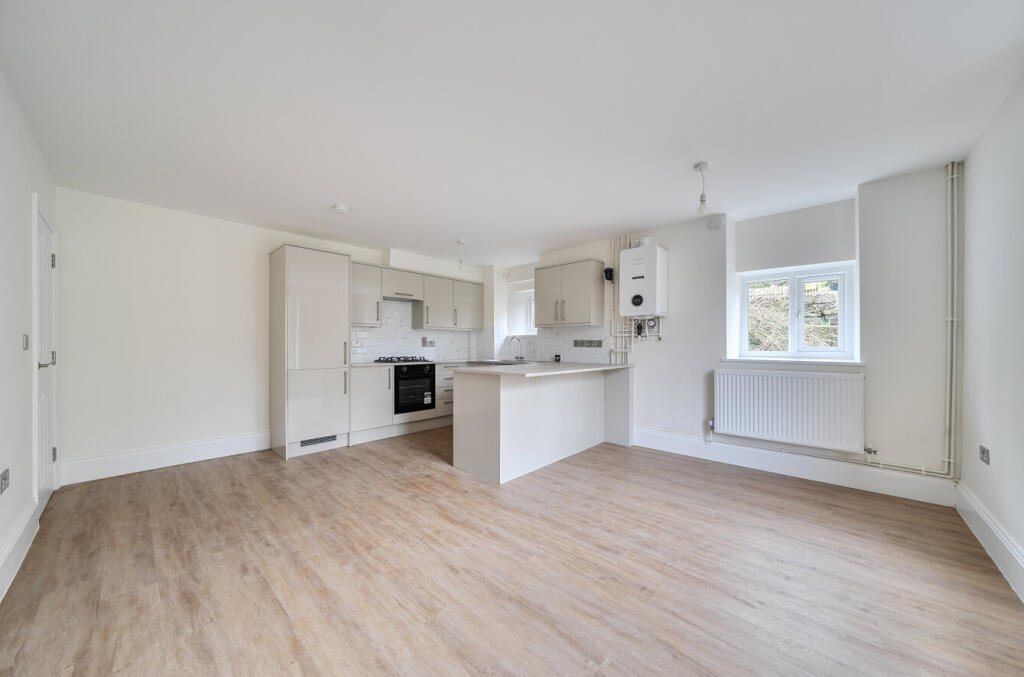 Additional image 4 of High Street, Butleigh, BA6