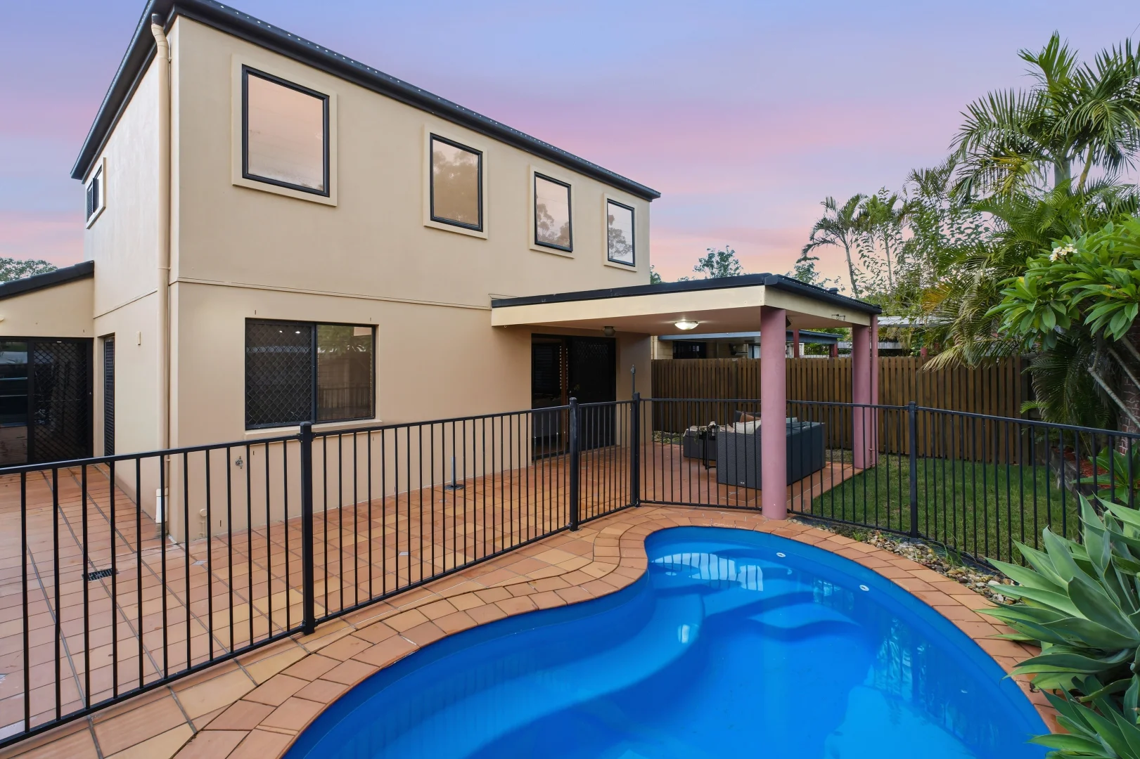 Additional image 2 of 26 Estate Place, Holland Park West QLD 4121