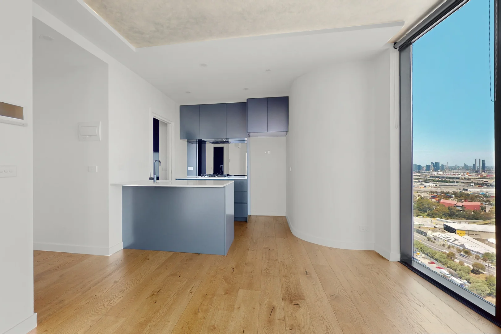 2408/6 Joseph Road, Footscray VIC 3011 photo 2