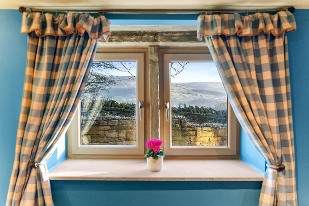 Additional image 19 of Hurst Lane, Rossendale, BB4 | 4/5 Bedroom Period Home With Stunning Views, Close to Rawtenstall