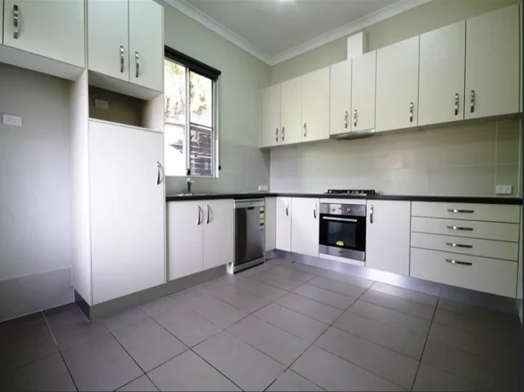 Additional image 3 of 1/22 Arran Avenue, Hamilton QLD 4007