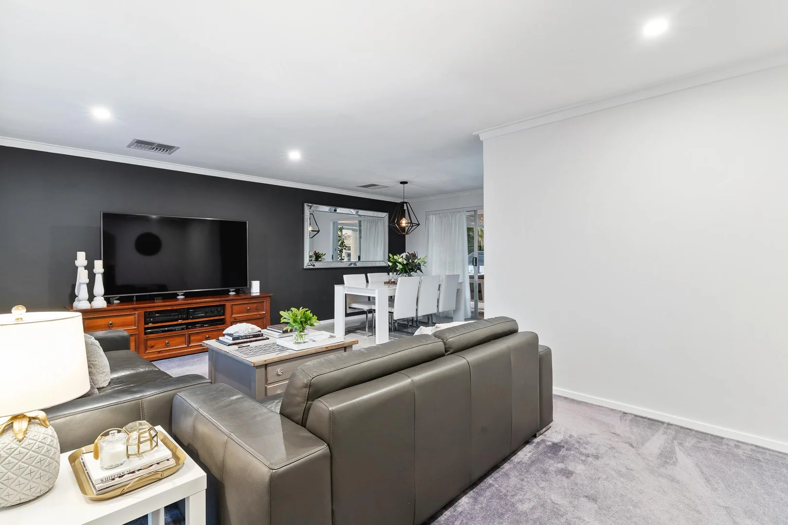 Additional image 3 of 56 Fairlane Dr, Carine WA 6020