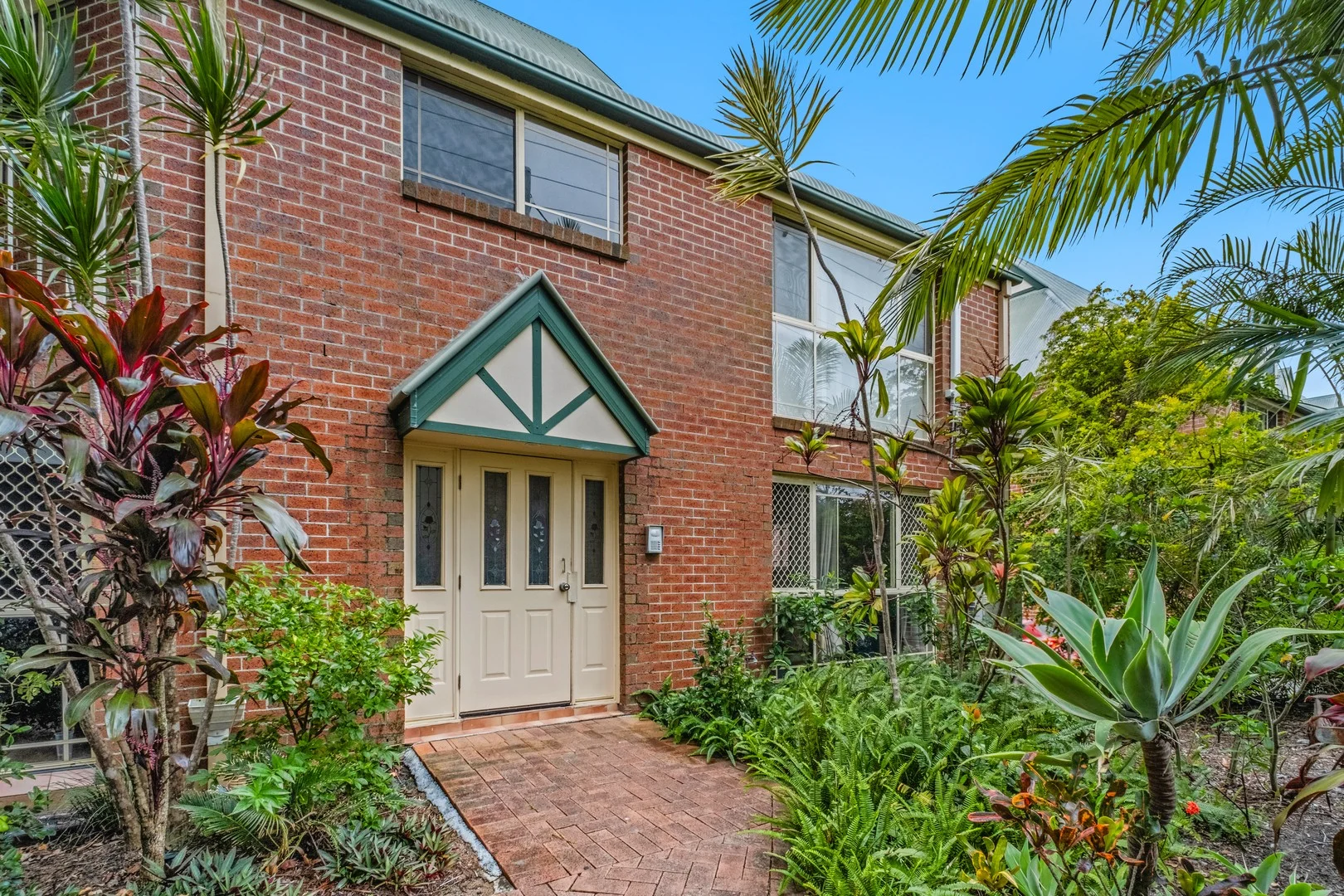 14/47-57 Pohlman Street, Southport QLD 4215