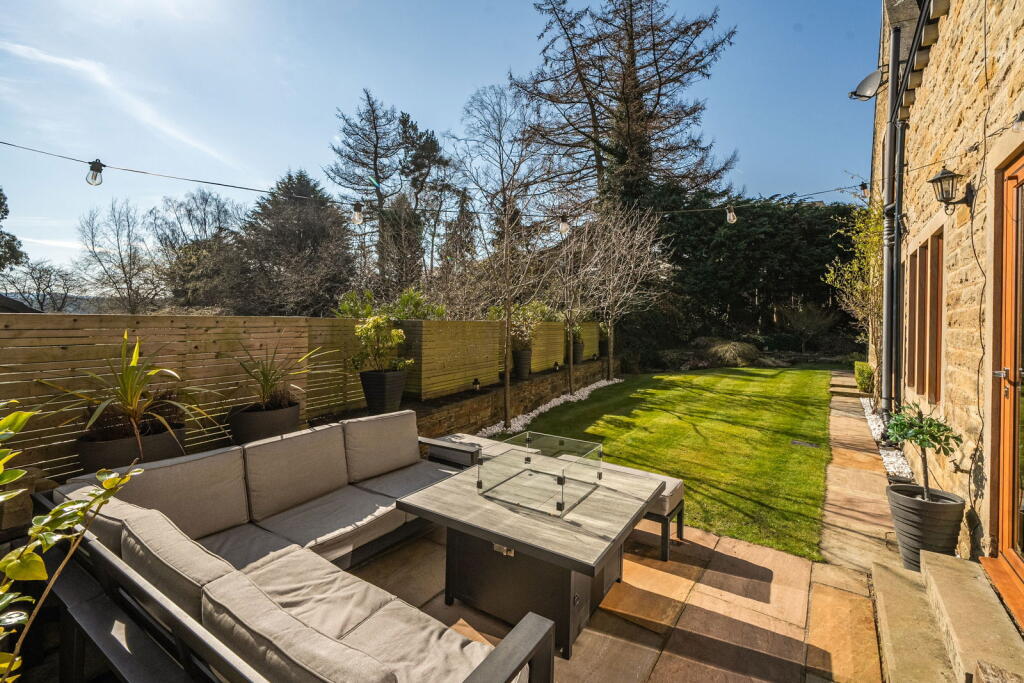 Additional image 36 of Littlebeck, Gilstead Lane, Bingley, BD16 3LN