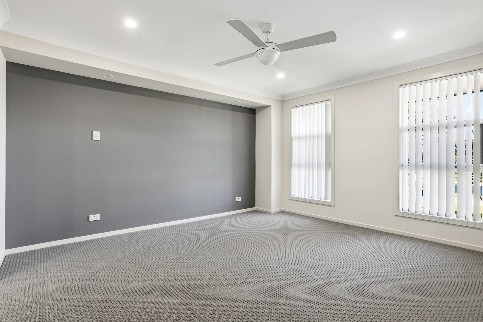 9 Archer Road, Spring Farm NSW 2570 photo 5