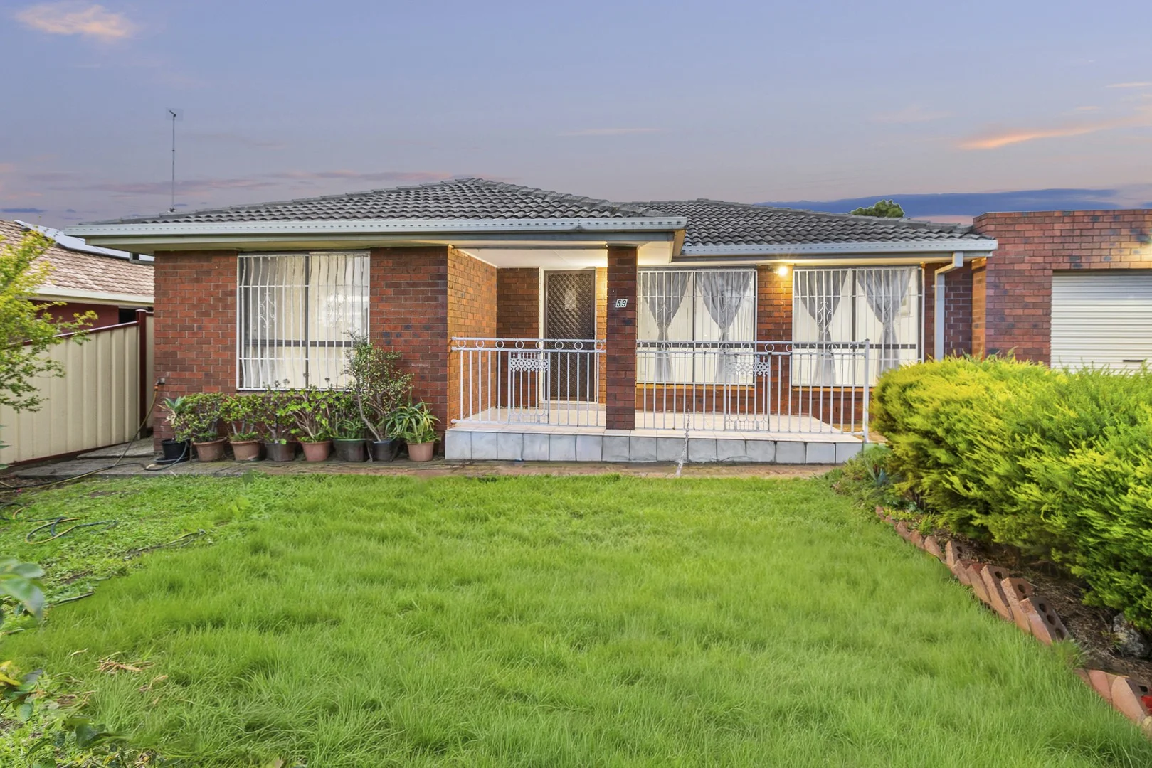 59 Bicentennial Crescent, Meadow Heights VIC 3048