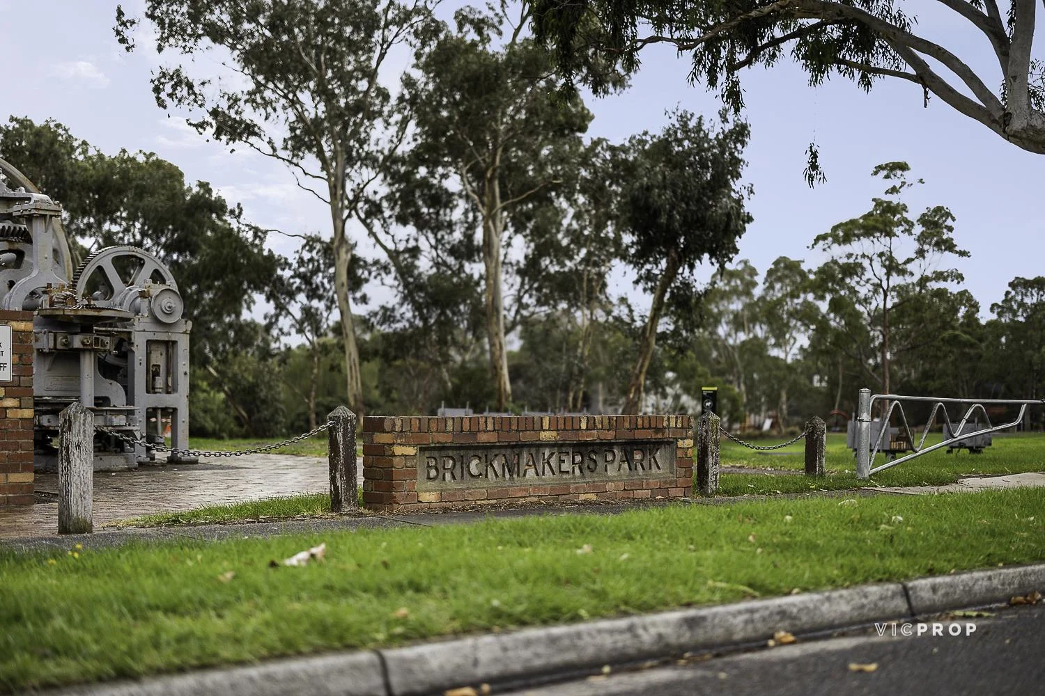 Additional image 12 of 2/1 Dundee Avenue, Chadstone VIC 3148