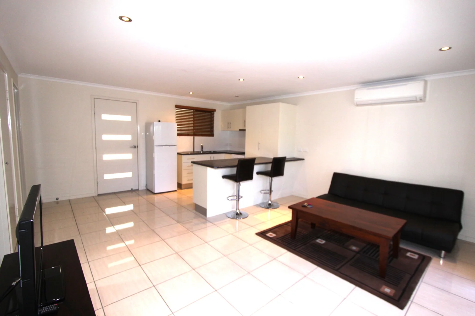 8/68 Church Lane, Emerald QLD 4720 photo 3