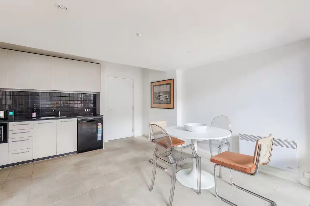Additional image 8 of 305/118 Russell Street, Melbourne VIC 3000