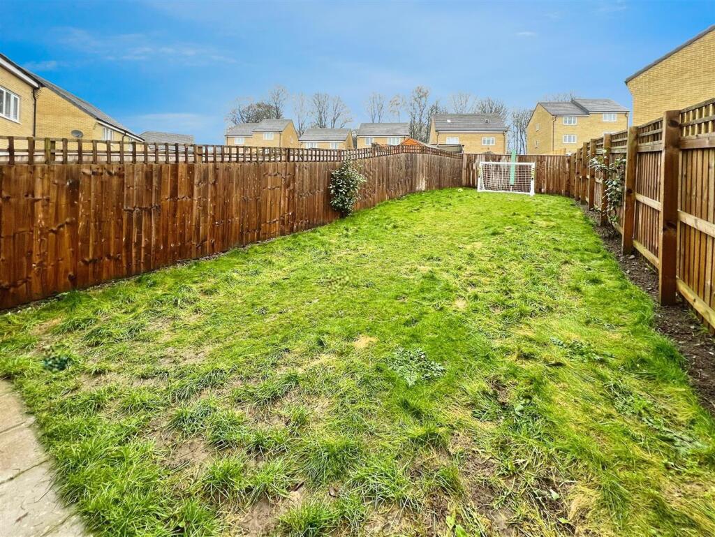 Additional image 19 of Poplars Park Avenue, Bradford, BD2 1FP