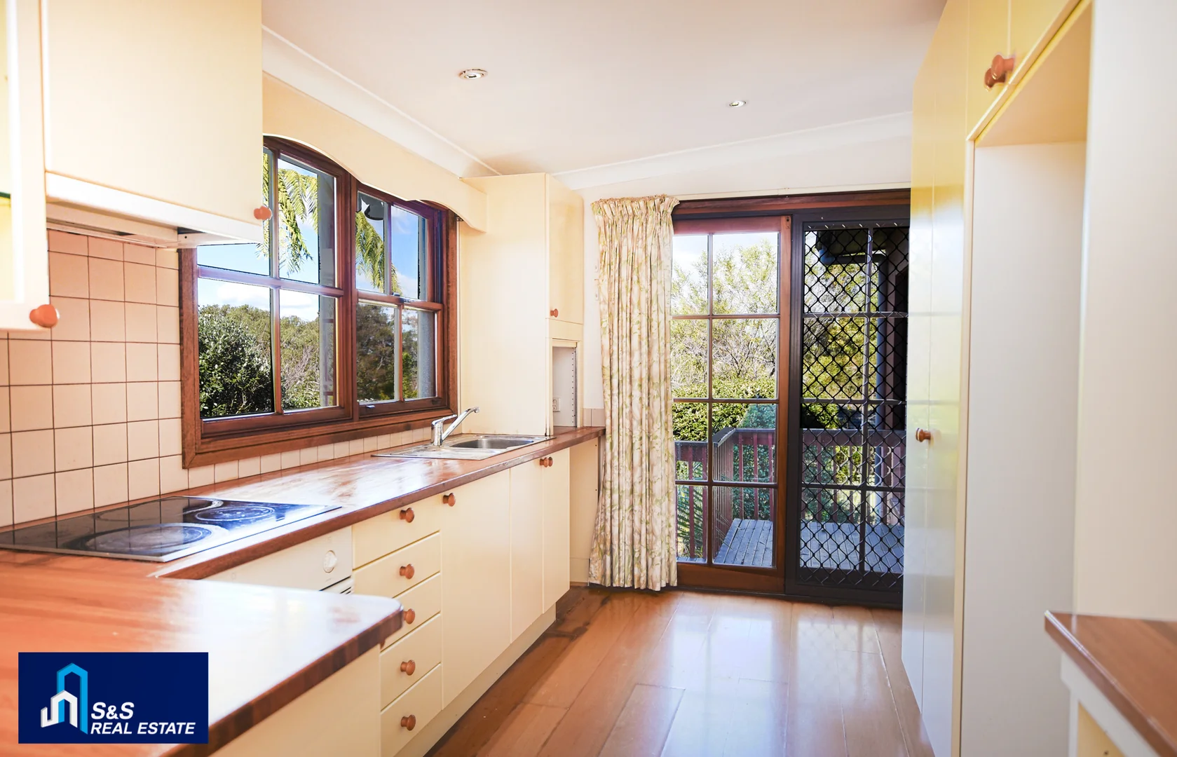 Additional image 4 of 22 Dan Crescent, Castle Hill NSW 2154