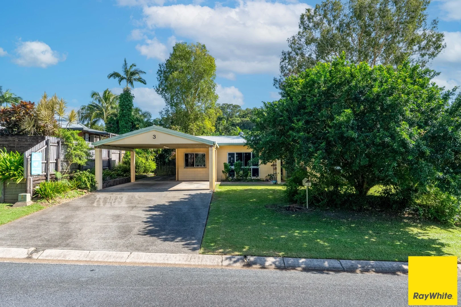 3 Fitzallan Close, Kanimbla QLD 4870