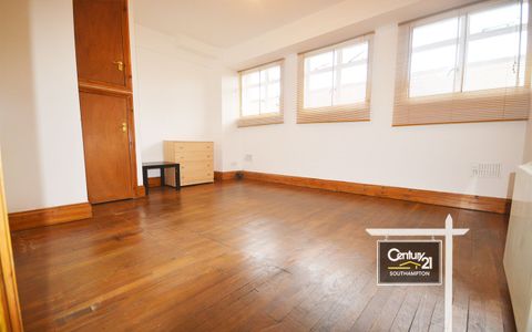 |Ref: R152463|, Hanover House, Hanover Buildings, Southampton SO14