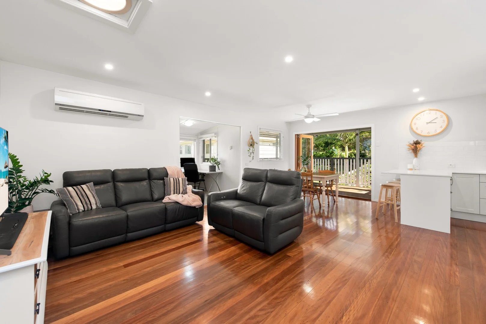 Additional image 2 of 127 Sapphire Street, Holland Park QLD 4121