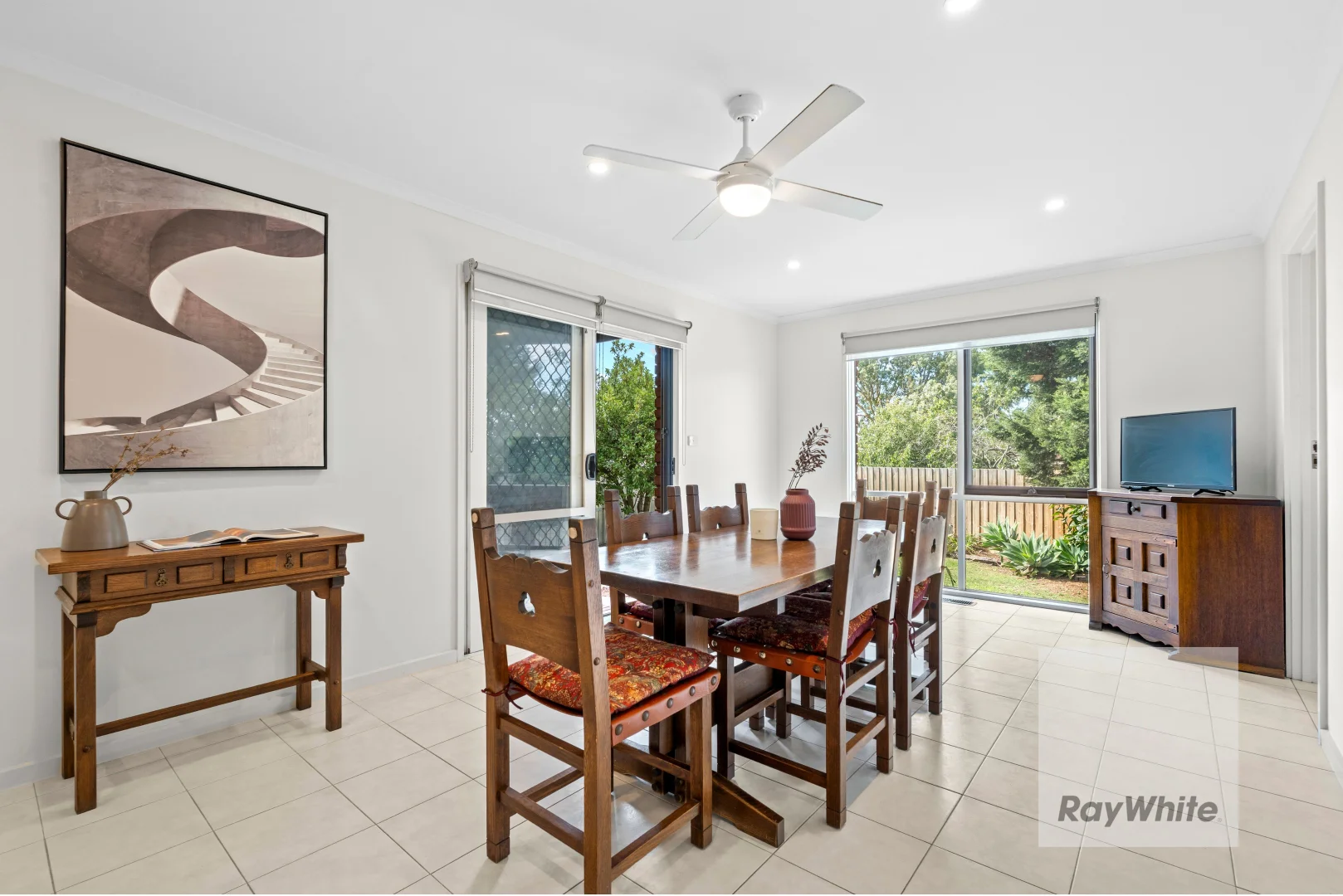 Additional image 5 of 3 Radiata Court, Mill Park VIC 3082