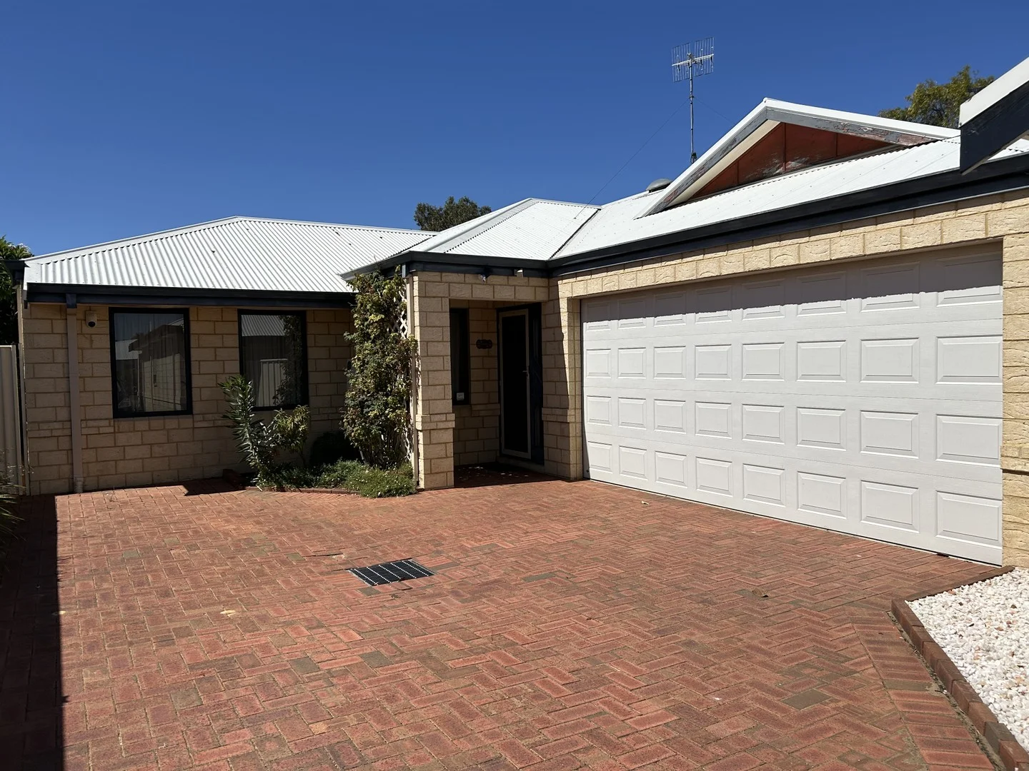 14B Kitchener Street, Dudley Park WA 6210