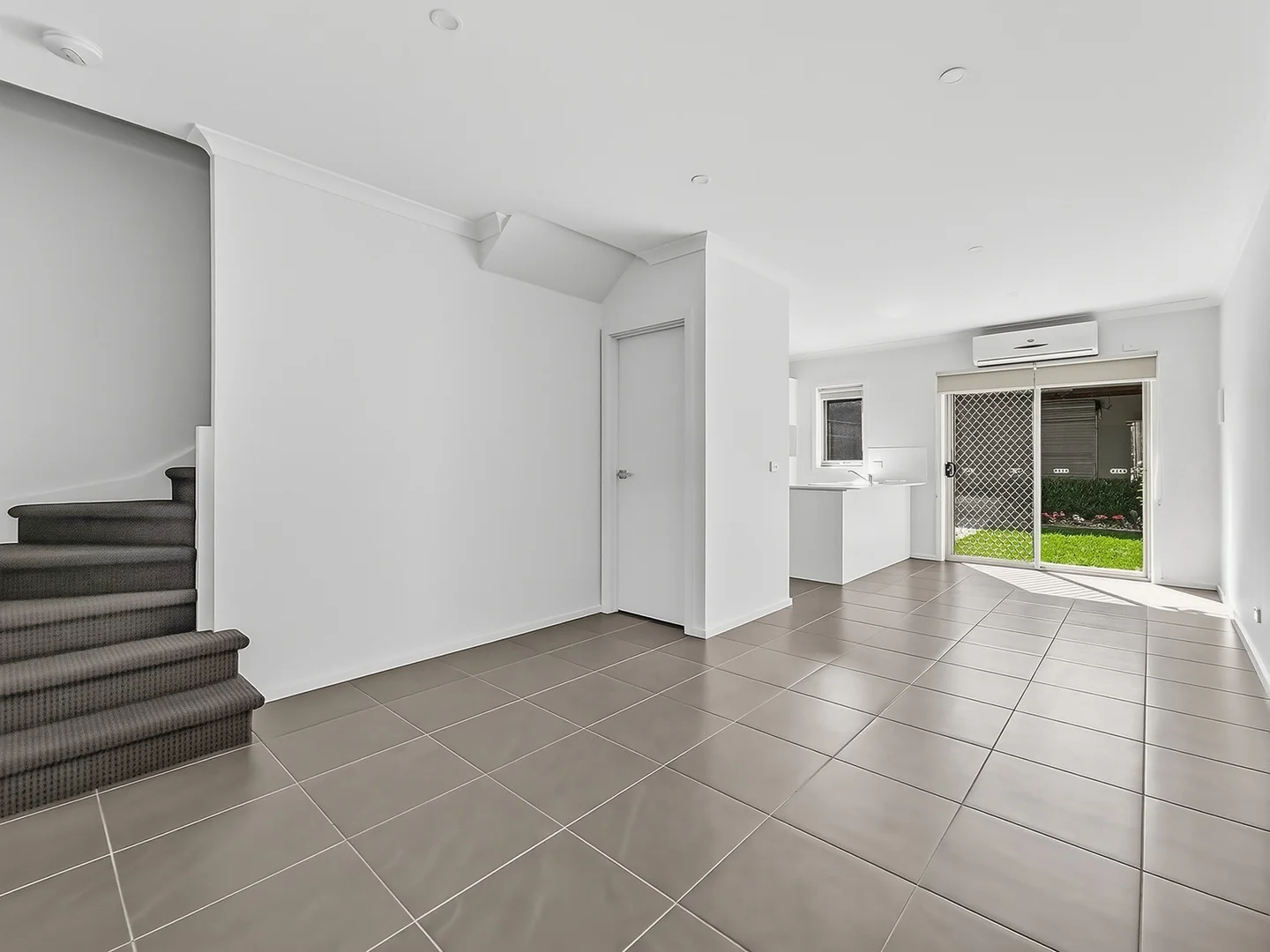 Additional image 4 of 27/29 Ardsley Circuit, Craigieburn VIC 3064