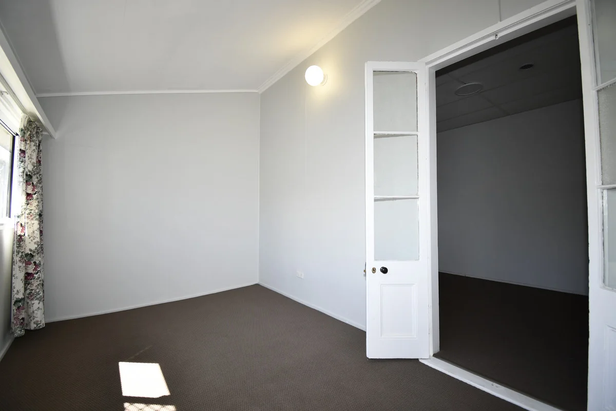 Additional image 8 of 402 Campbell Street, Depot Hill QLD 4700