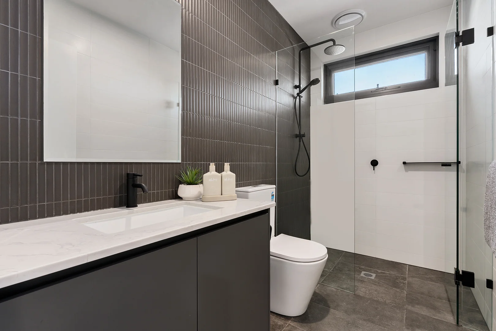 Additional image 9 of 7/39 Rosamond Road, Maidstone VIC 3012
