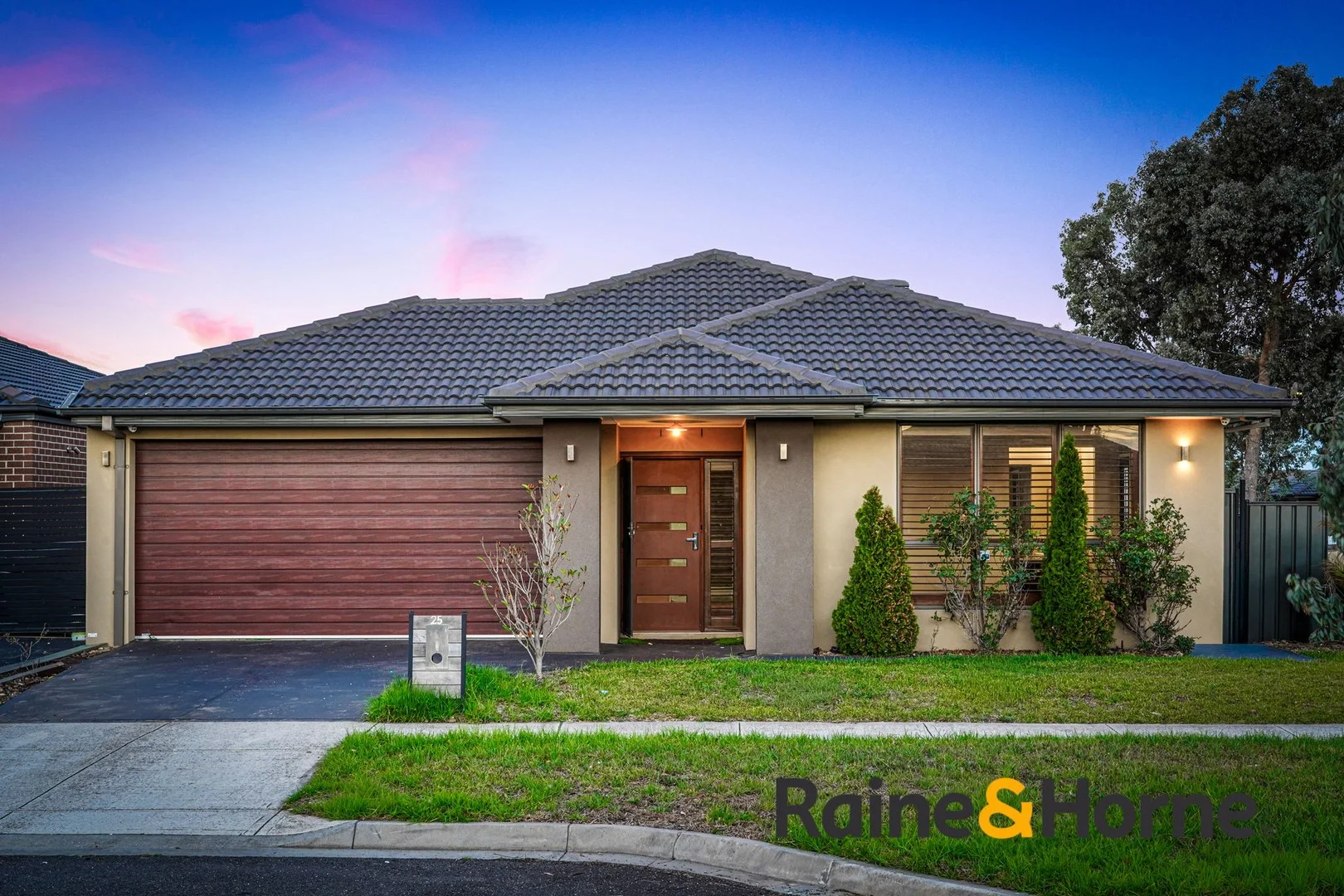 25 Montvale Road, Truganina VIC 3029