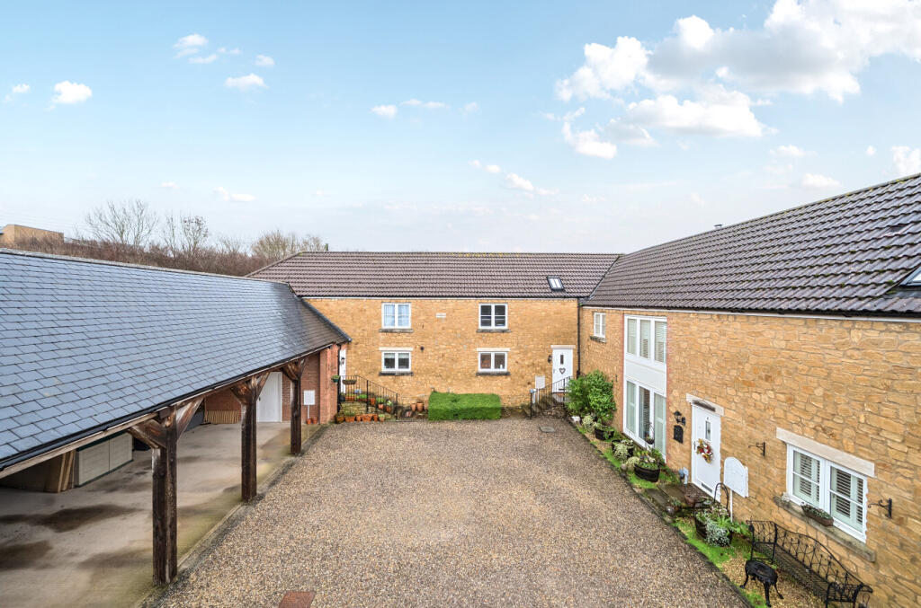 Alvington Fields, Brympton, Yeovil, Somerset, BA22