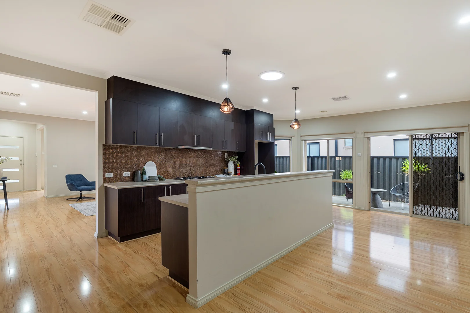 Additional image 3 of 31 Coronet Avenue, Roxburgh Park VIC 3064