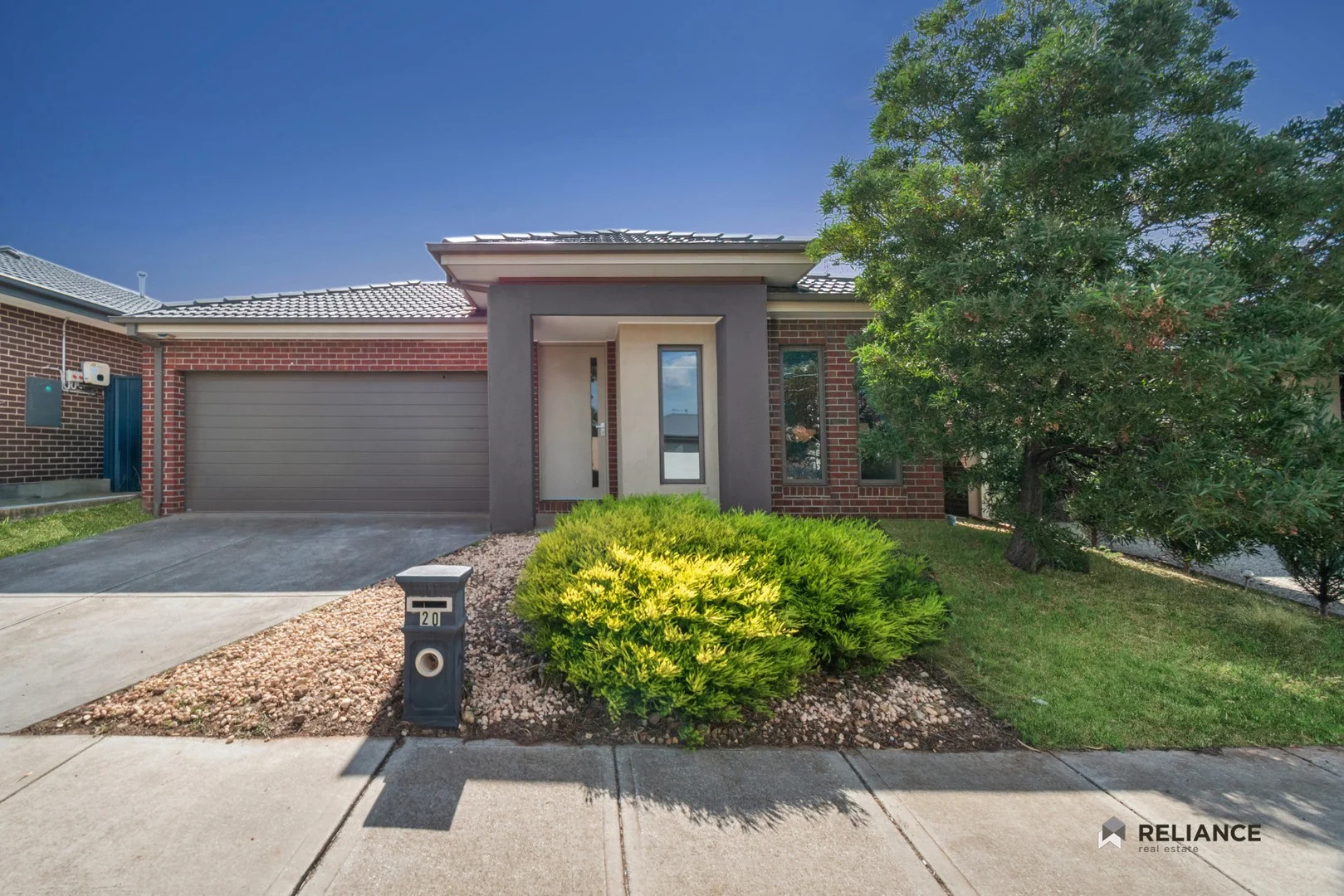 20 Bluff Avenue, Weir Views VIC 3338