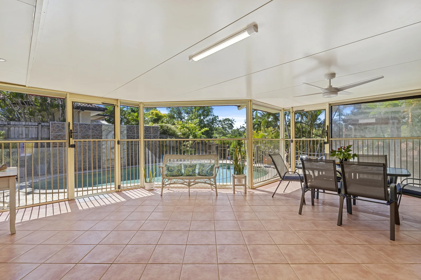 Additional image 11 of 5 Oak Hill Crescent, Parkwood QLD 4214