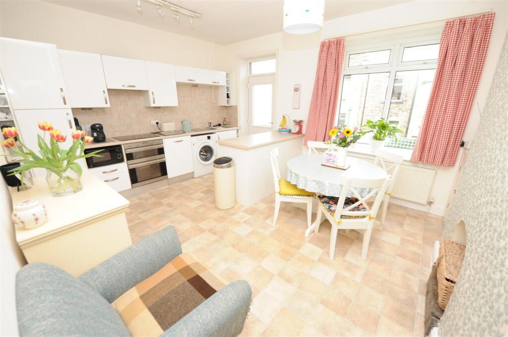 Additional image 3 of Lenton Villas, Idle, Bradford